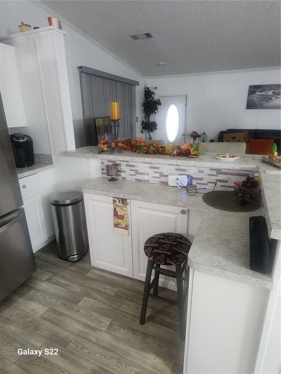 27328 MAGNOLIA AVE, OKAHUMPKA, FL, 34762