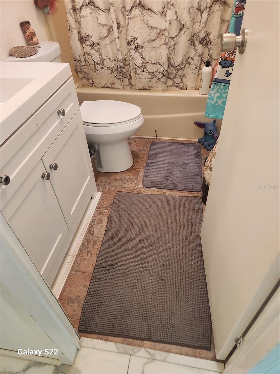 27328 MAGNOLIA AVE, OKAHUMPKA, FL, 34762