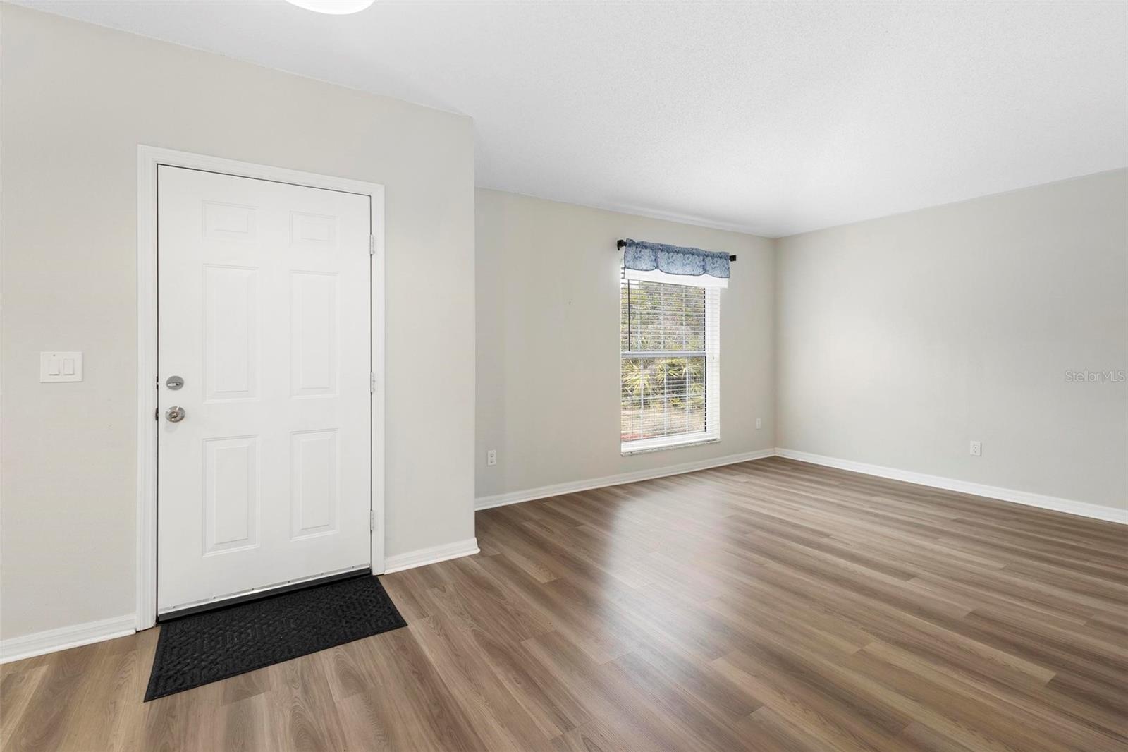 337 ORANGE AVE, ORANGE CITY, FL, 32763