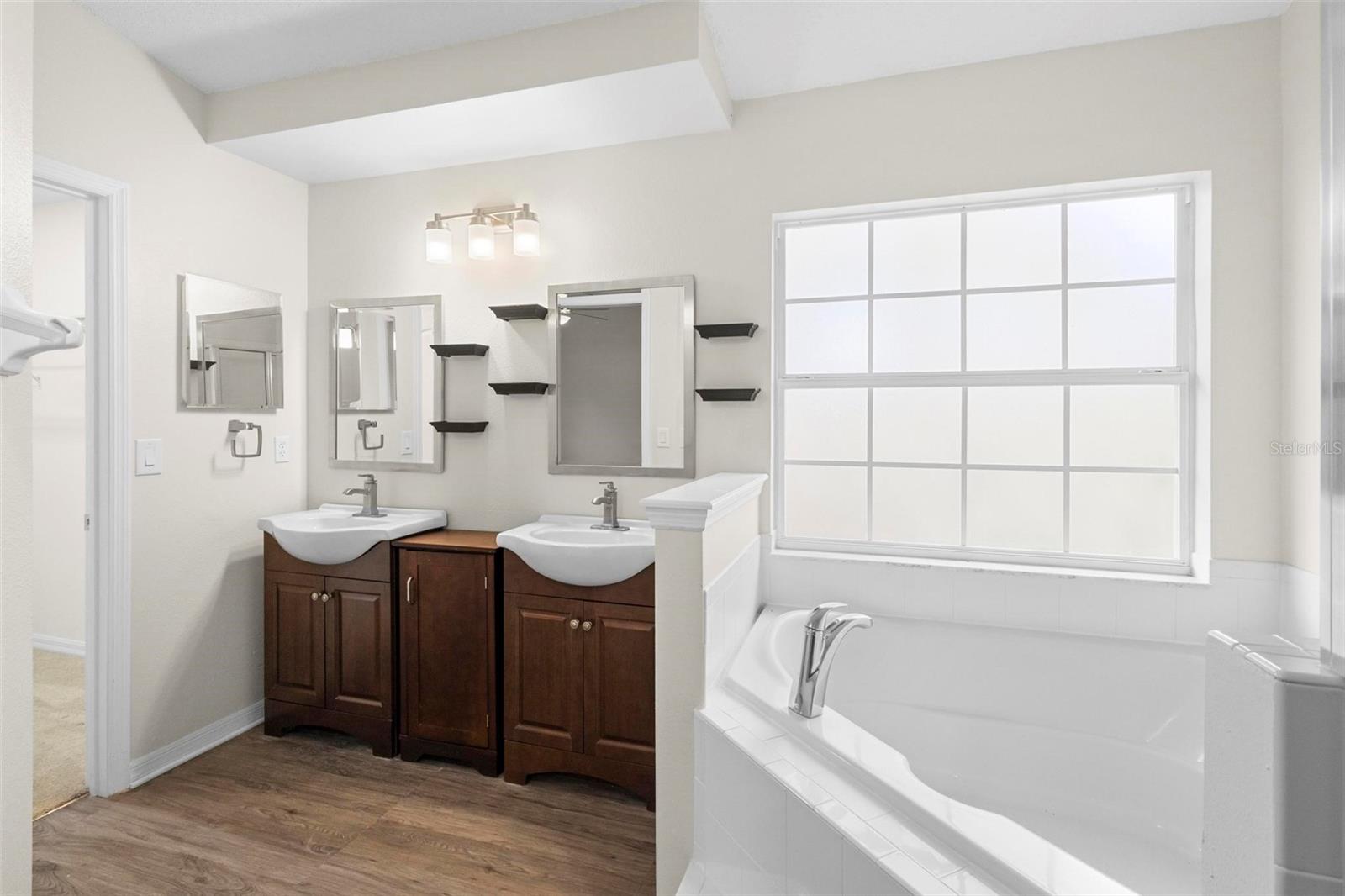 337 ORANGE AVE, ORANGE CITY, FL, 32763