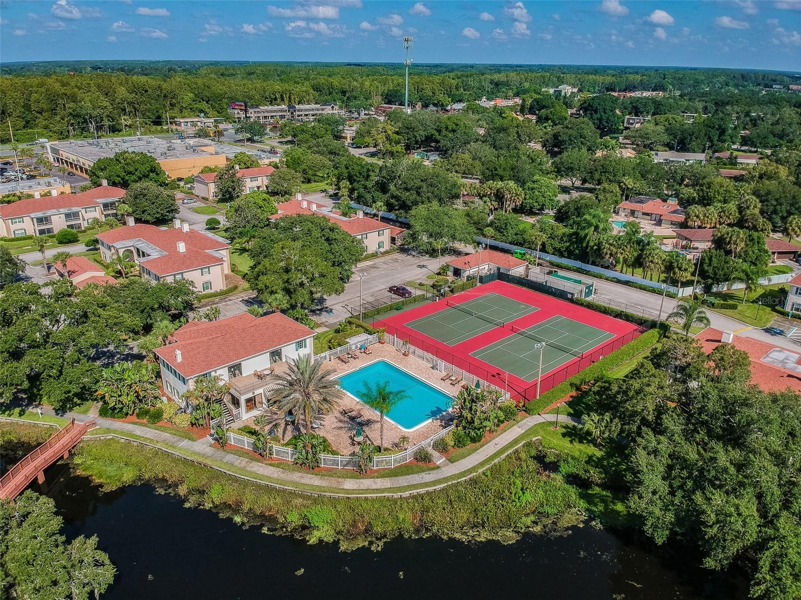 10330 CARROLLWOOD LN #93, TAMPA, FL, 33618