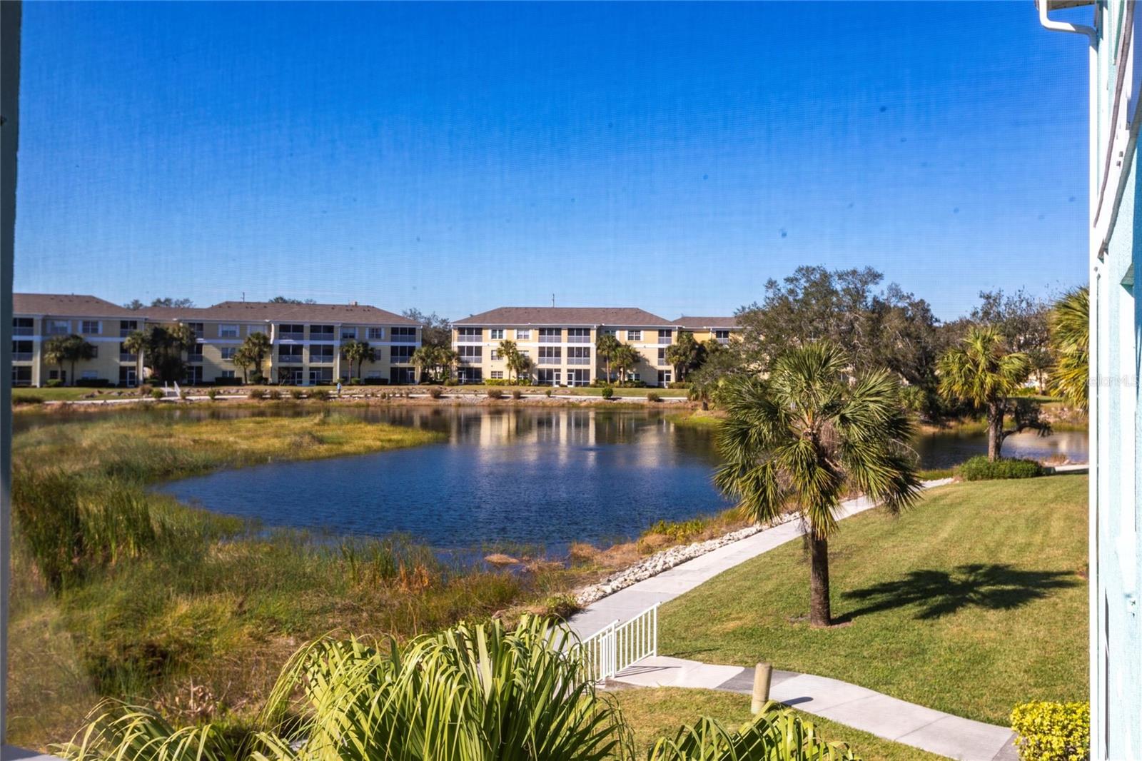 19375 WATER OAK DR #203, PORT CHARLOTTE, FL, 33948