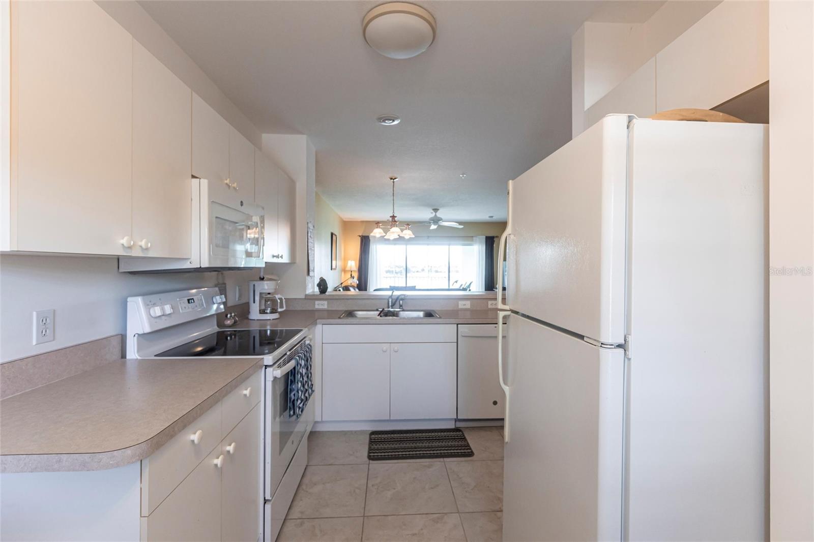 19375 WATER OAK DR #203, PORT CHARLOTTE, FL, 33948