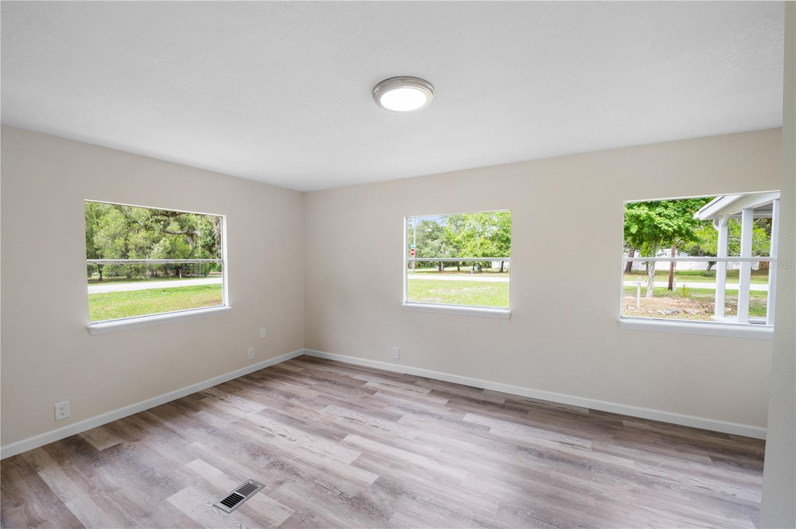 8102 CESSNA DR, SPRING HILL, FL, 34606