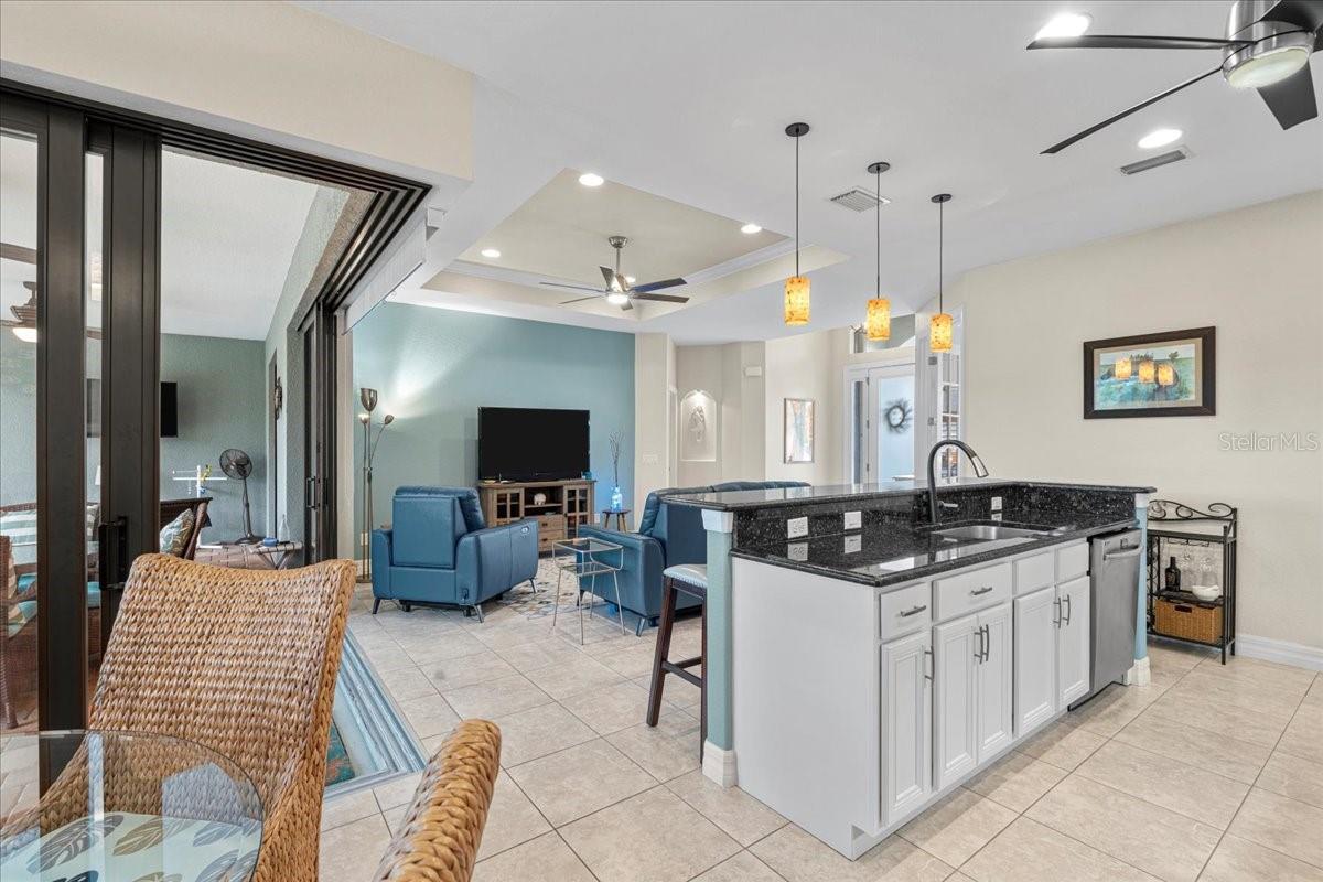 121 GLADES DR, ROTONDA WEST, FL, 33947