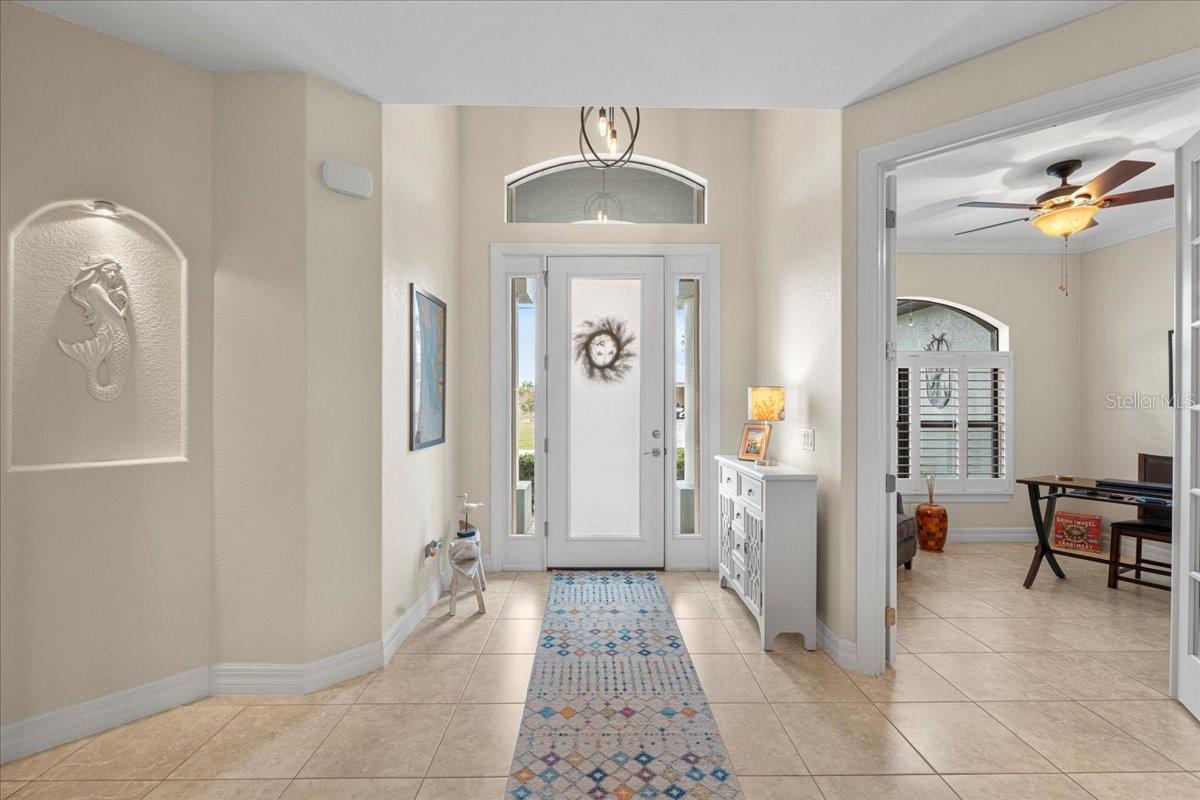 121 GLADES DR, ROTONDA WEST, FL, 33947