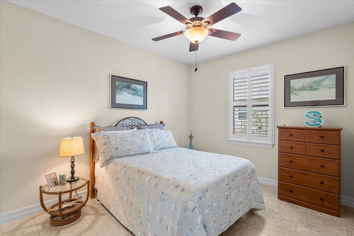 121 GLADES DR, ROTONDA WEST, FL, 33947