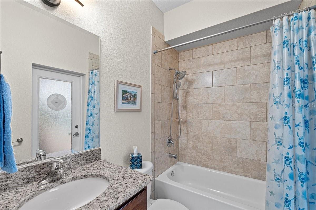 121 GLADES DR, ROTONDA WEST, FL, 33947