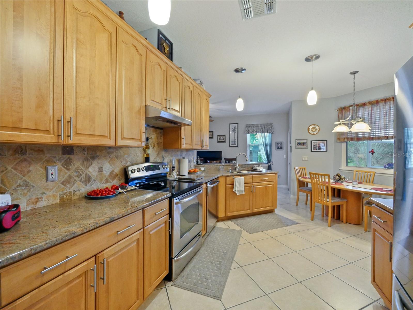 2446 LEANING PINE LN, OVIEDO, FL, 32765