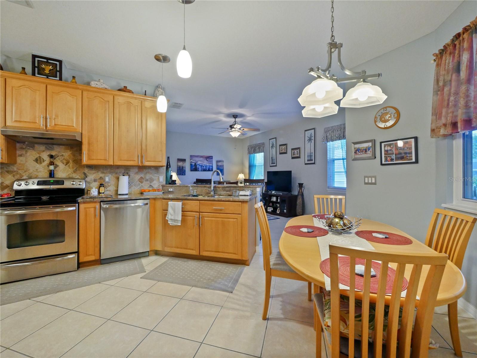 2446 LEANING PINE LN, OVIEDO, FL, 32765