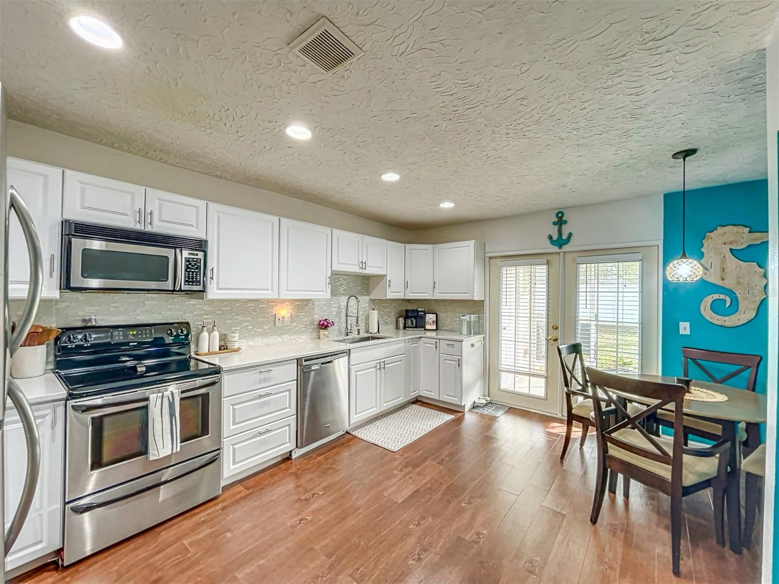 6640 121ST AVE #6, LARGO, FL, 33773