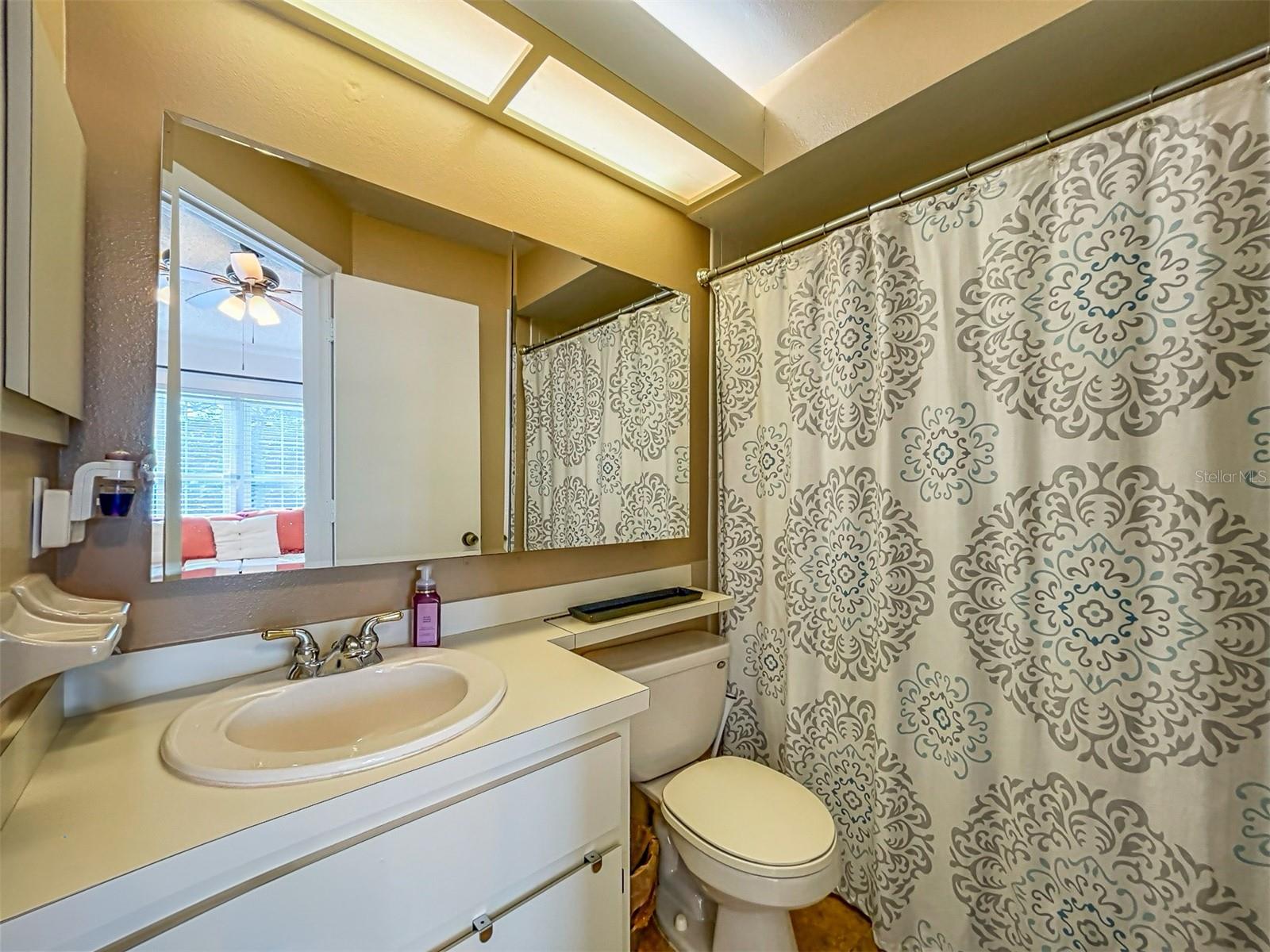 6640 121ST AVE #6, LARGO, FL, 33773