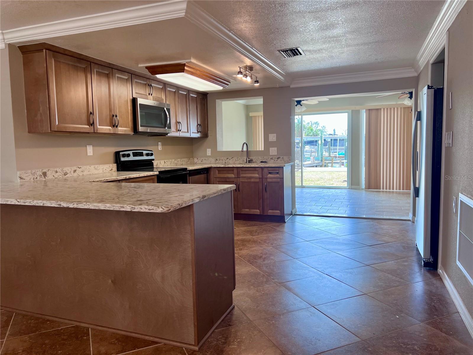 13637 LAGOON DR, HUDSON, FL, 34667