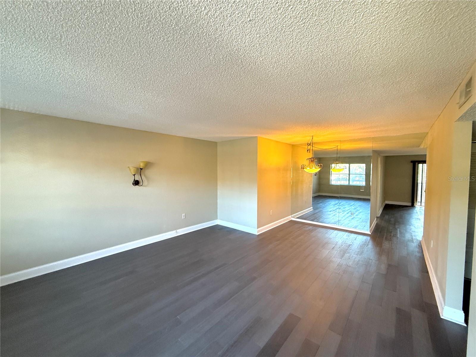 425 30TH AVE W #C212, BRADENTON, FL, 34205