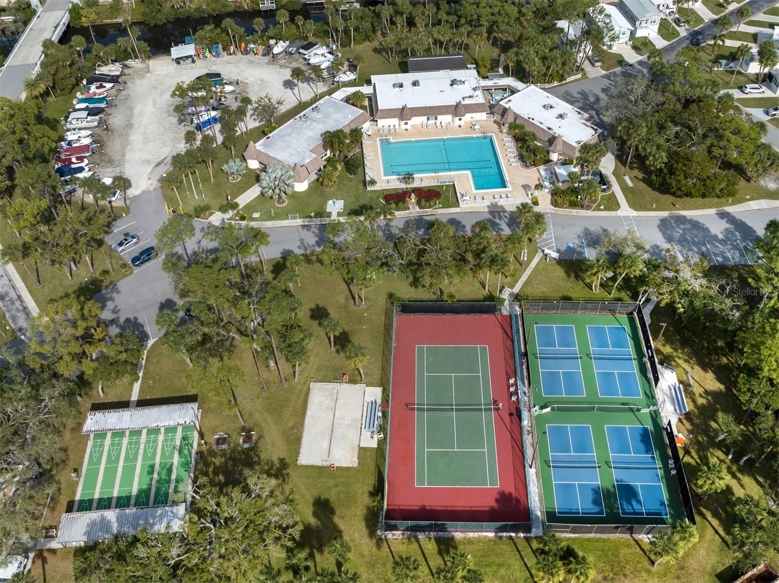 43 CROWN POINT DR, NOKOMIS, FL, 34275