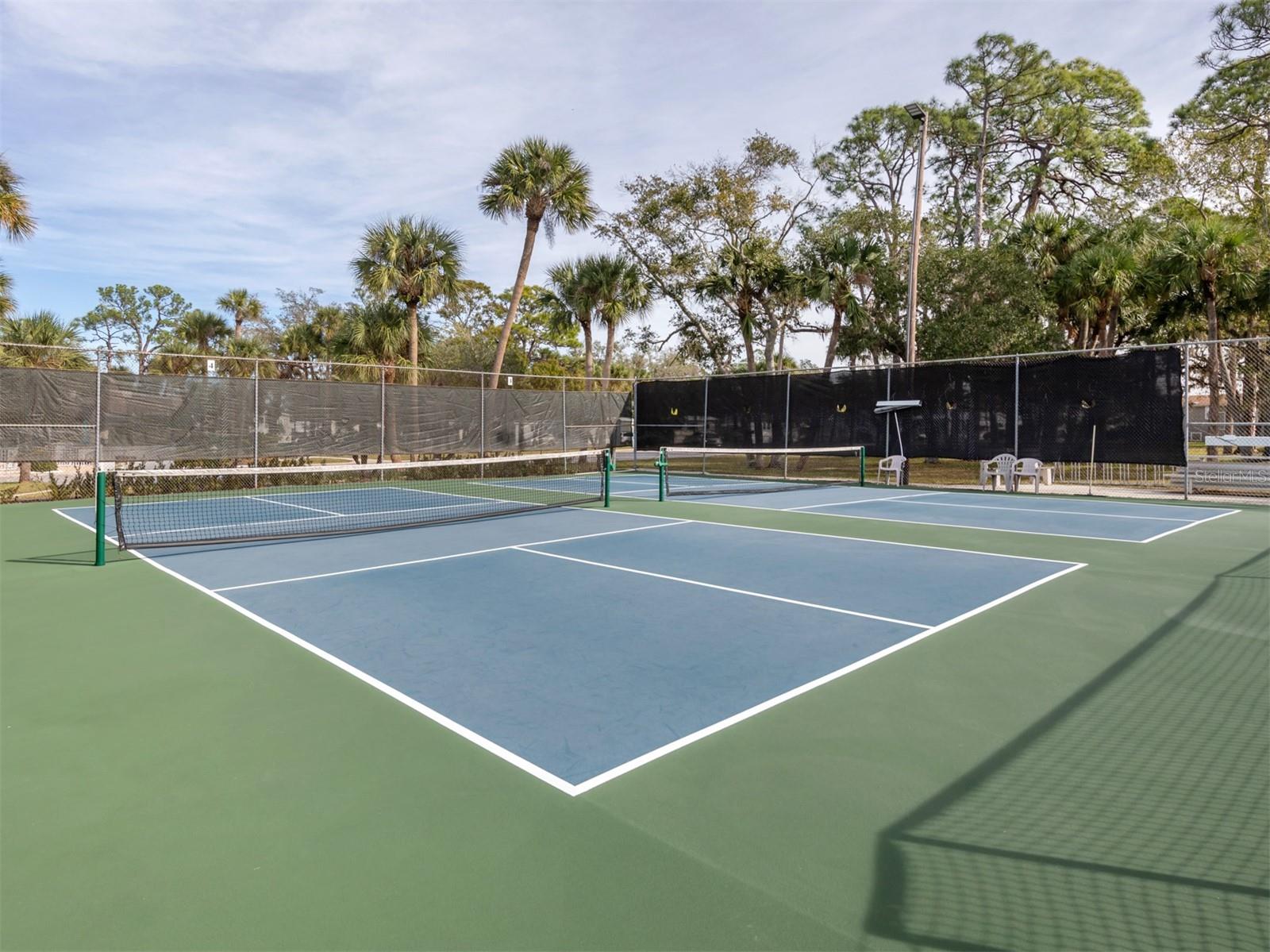 43 CROWN POINT DR, NOKOMIS, FL, 34275