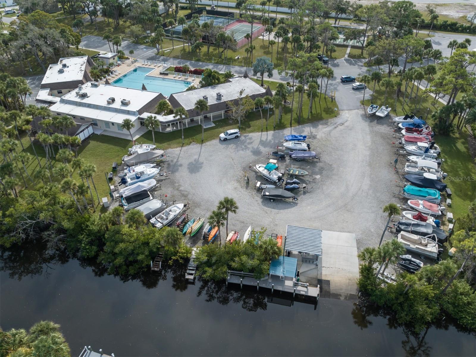 43 CROWN POINT DR, NOKOMIS, FL, 34275