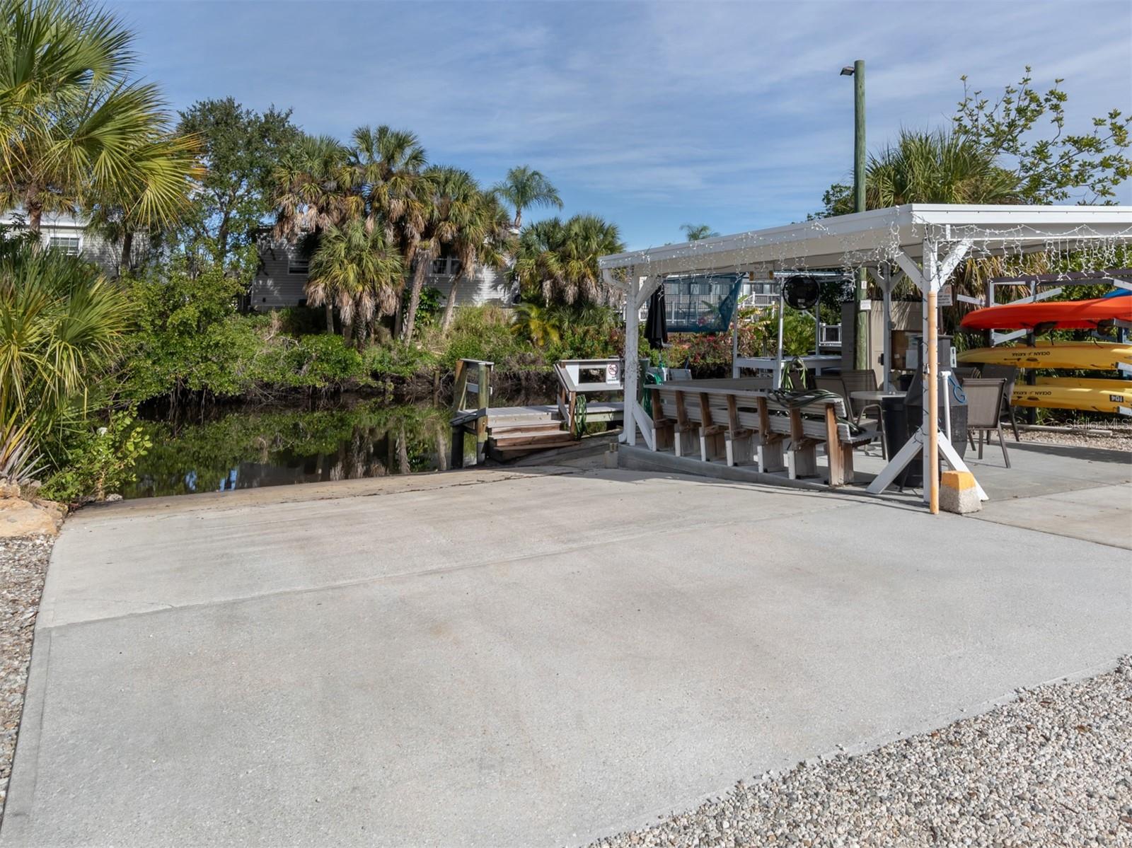 43 CROWN POINT DR, NOKOMIS, FL, 34275
