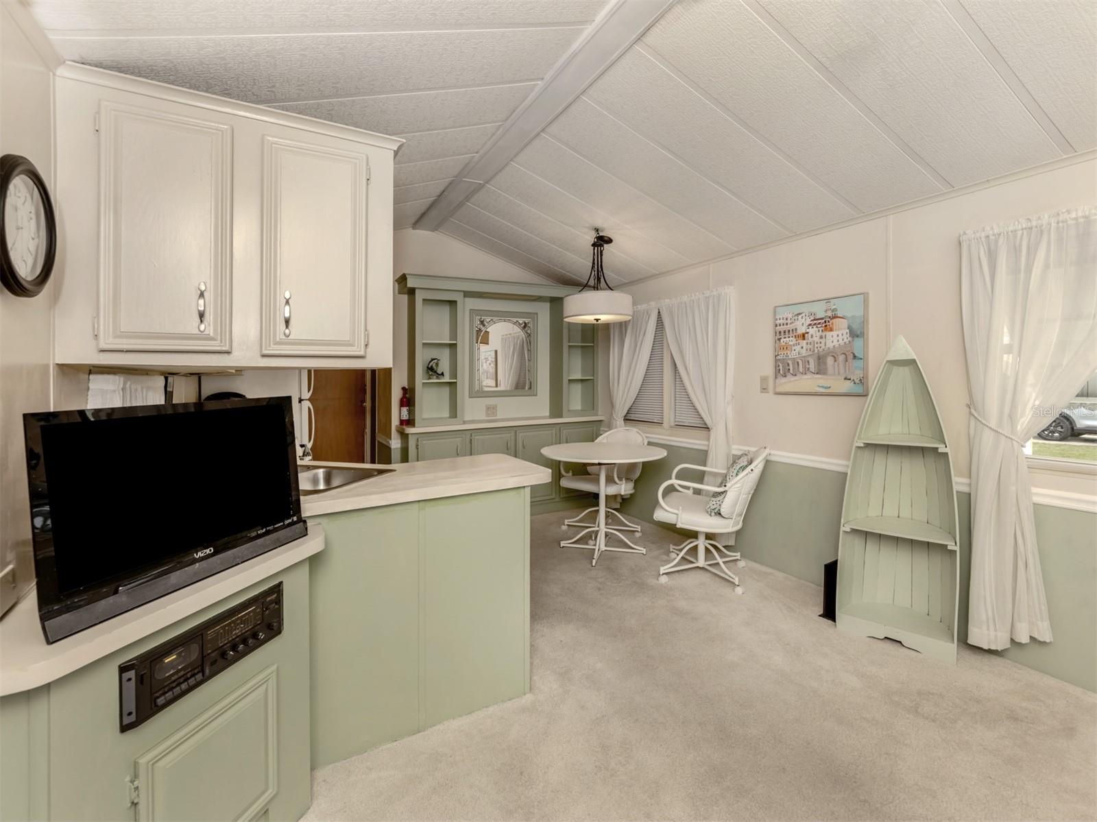 43 CROWN POINT DR, NOKOMIS, FL, 34275