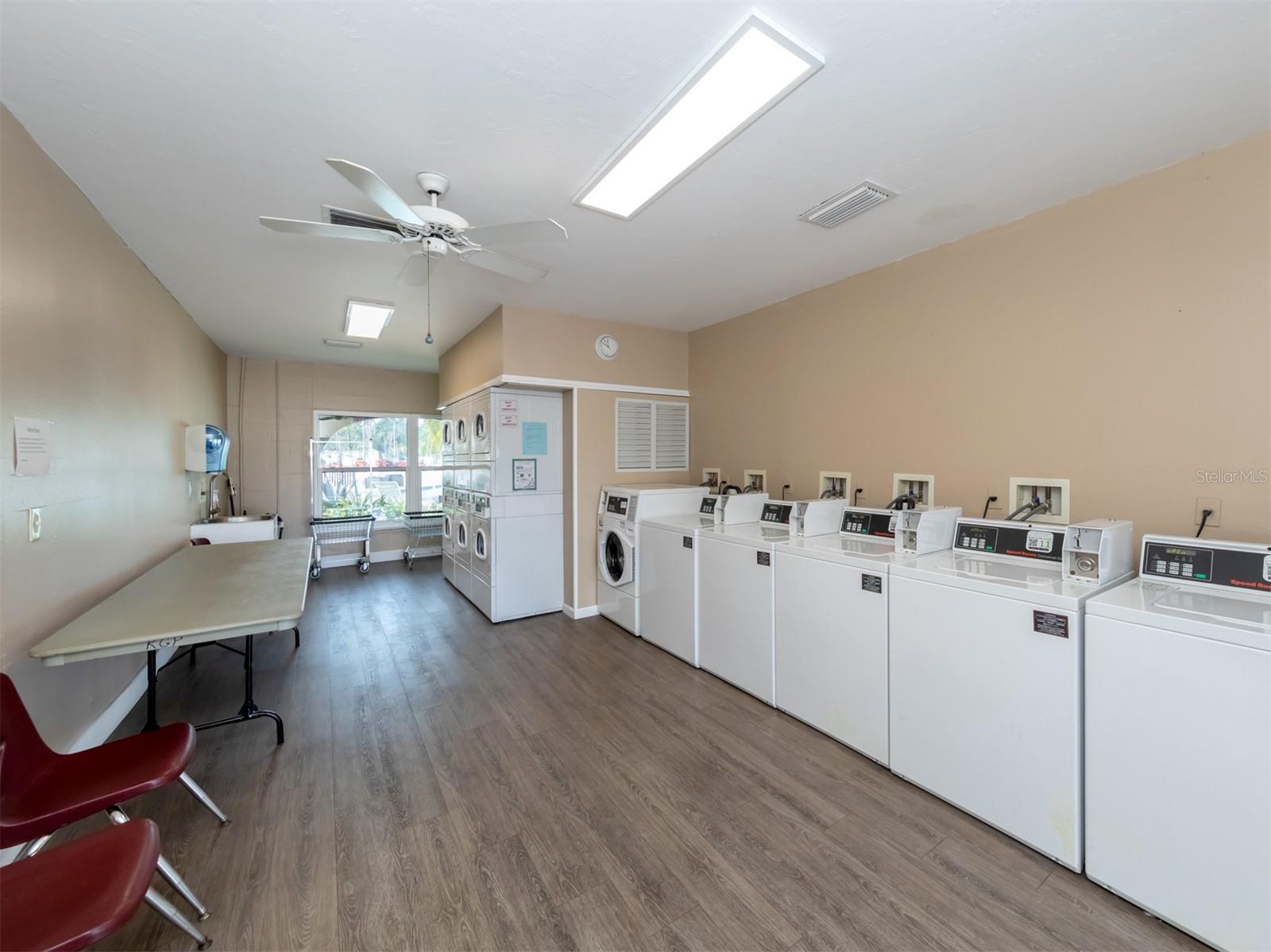 43 CROWN POINT DR, NOKOMIS, FL, 34275