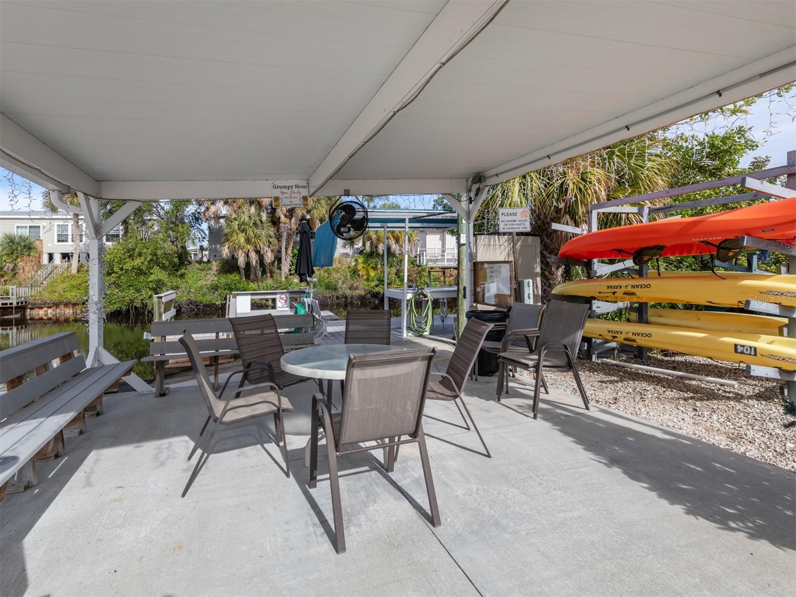 43 CROWN POINT DR, NOKOMIS, FL, 34275