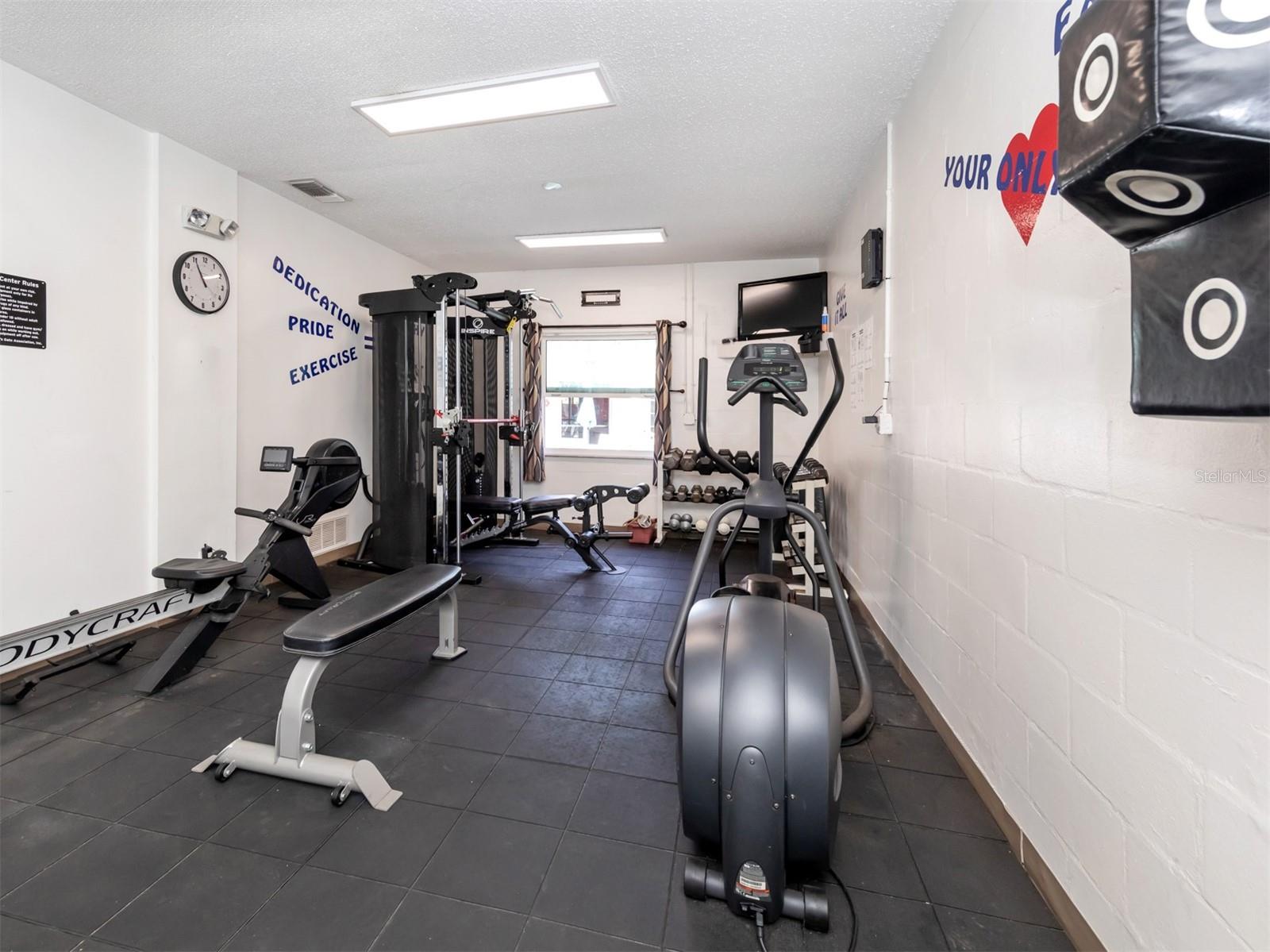 43 CROWN POINT DR, NOKOMIS, FL, 34275