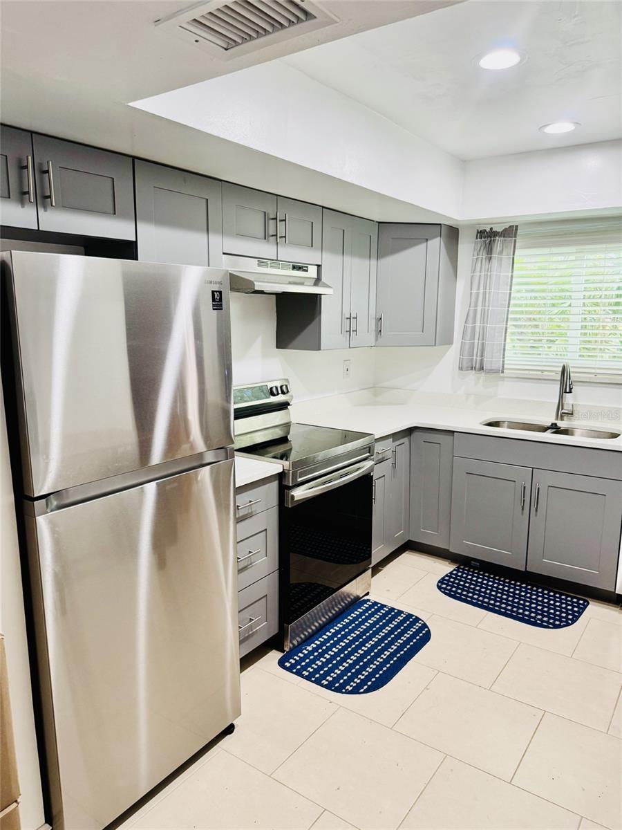 5801 16TH ST S #2, ST PETERSBURG, FL, 33705