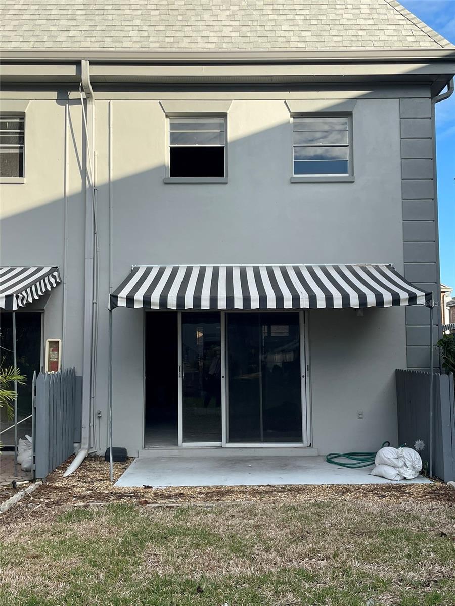 1151 RUE DES CHATEAUX, ST PETERSBURG, FL, 33707