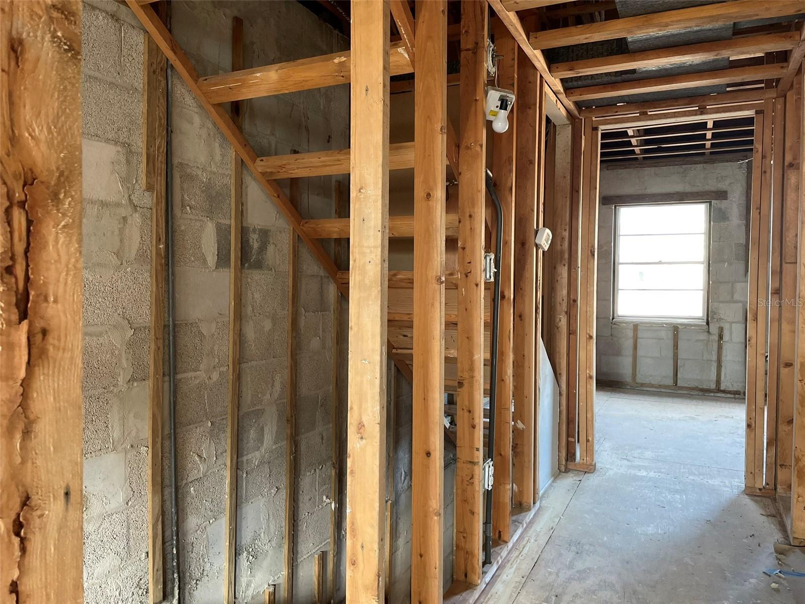 1151 RUE DES CHATEAUX, ST PETERSBURG, FL, 33707