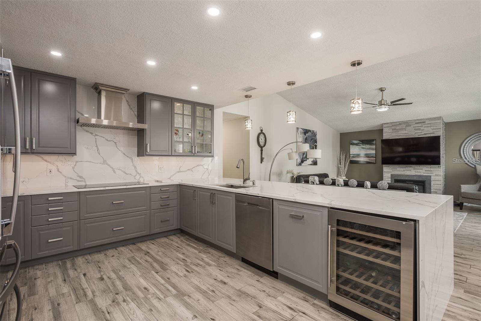 735 BONNIE BLVD, PALM HARBOR, FL, 34684