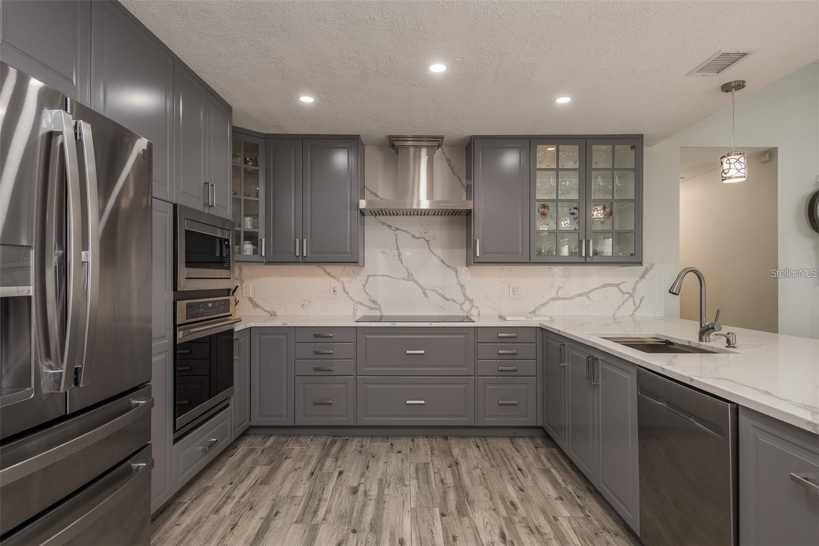 735 BONNIE BLVD, PALM HARBOR, FL, 34684
