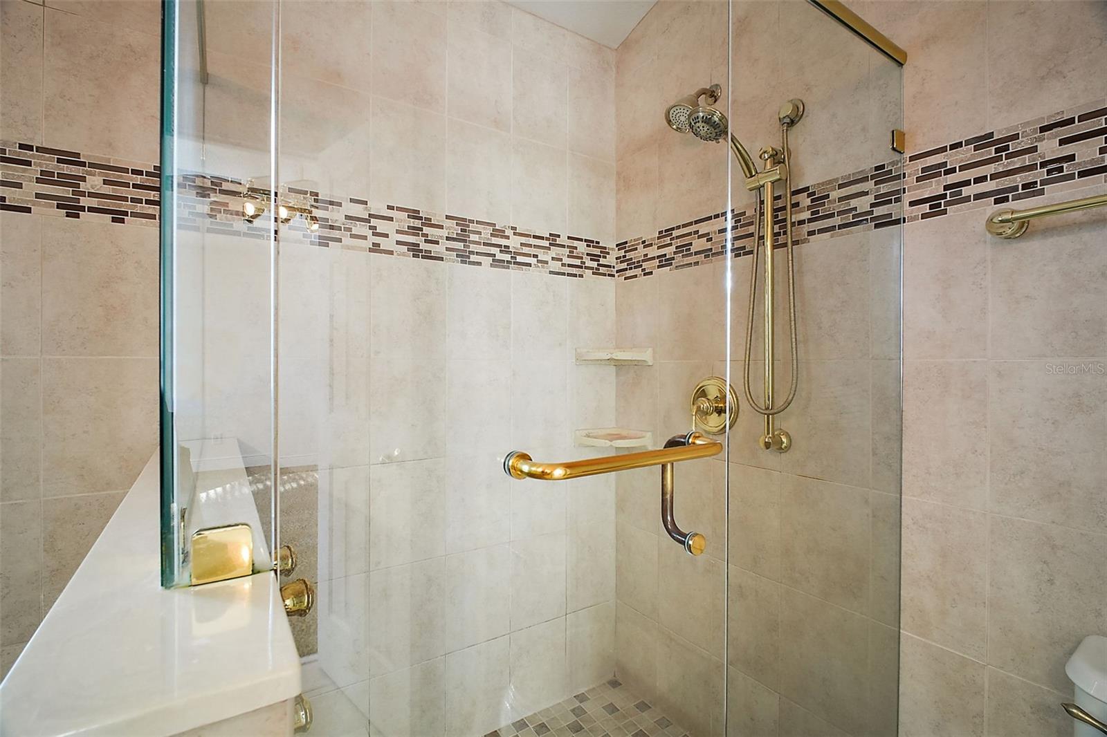 660 WHITETAIL LOOP, APOPKA, FL, 32703