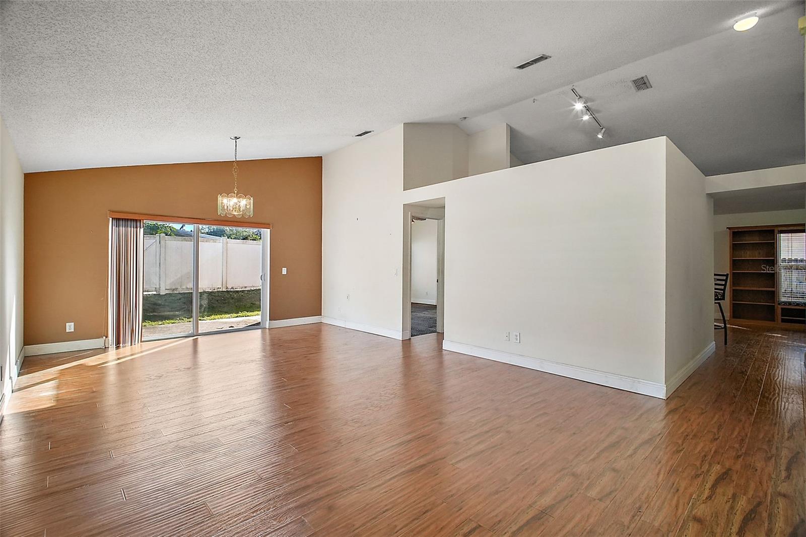 660 WHITETAIL LOOP, APOPKA, FL, 32703