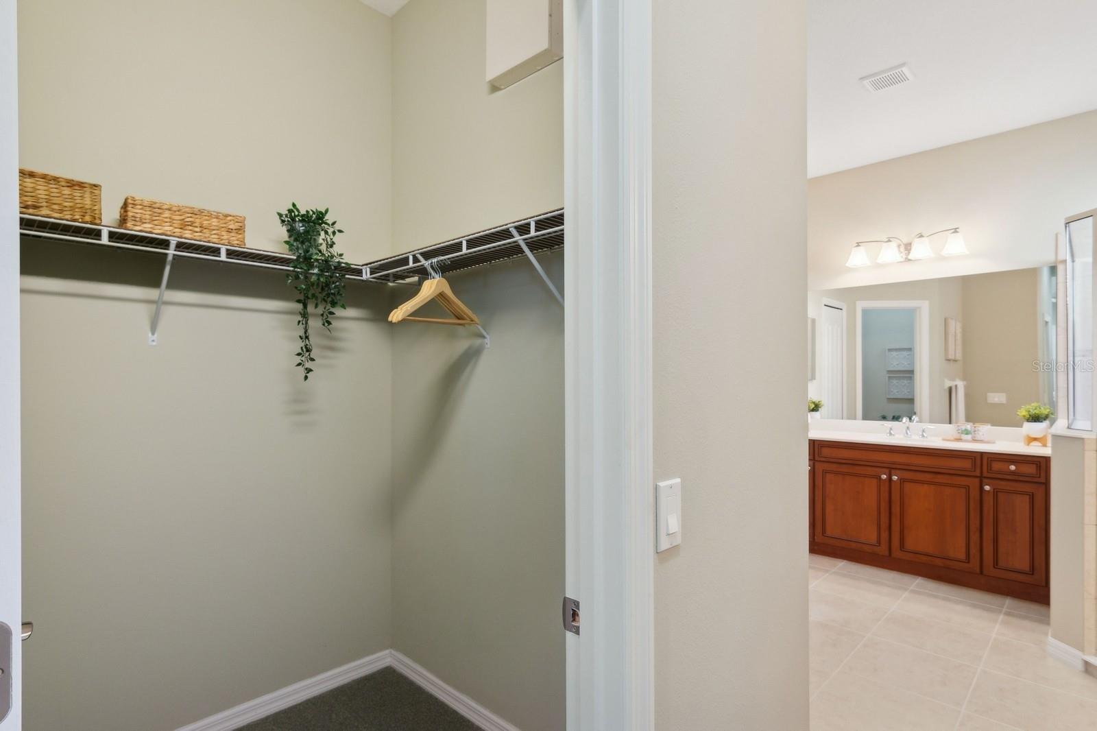 12204 THORNHILL CT, LAKEWOOD RANCH, FL, 34202