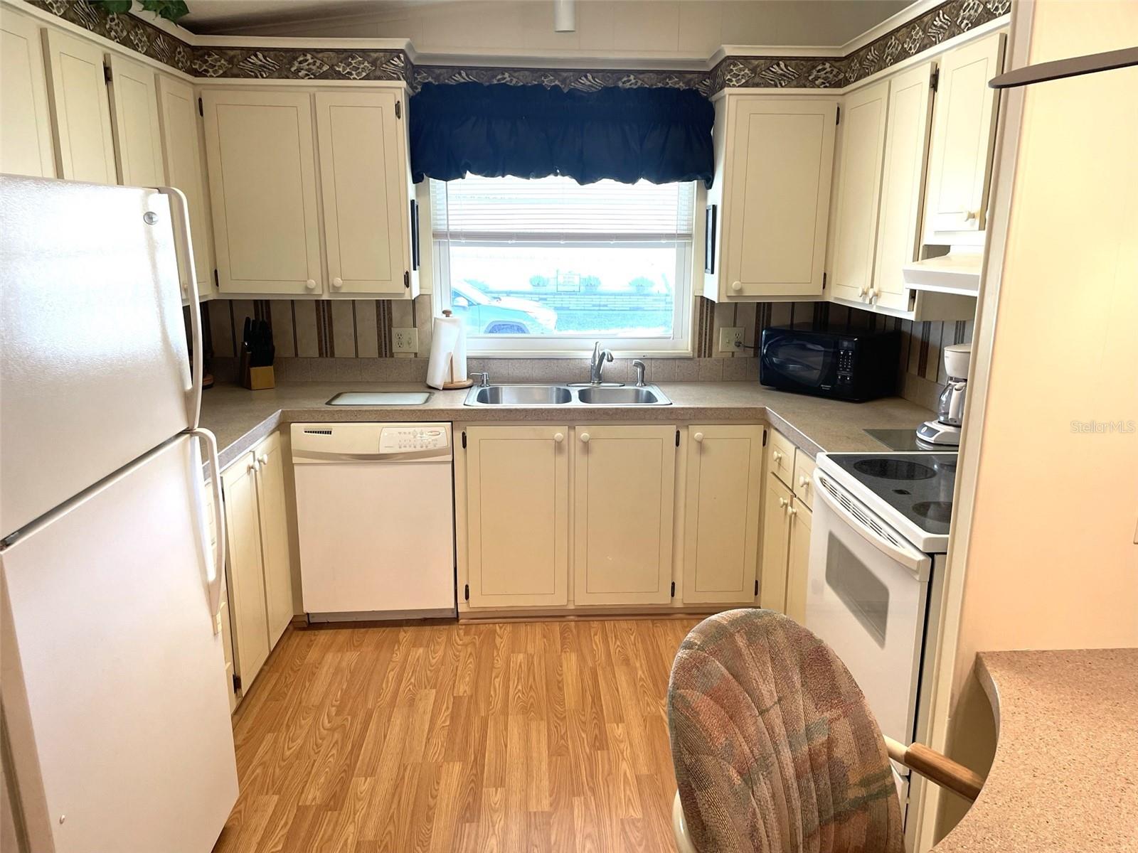 375 CATAMARAN CT, NORTH PORT, FL, 34287