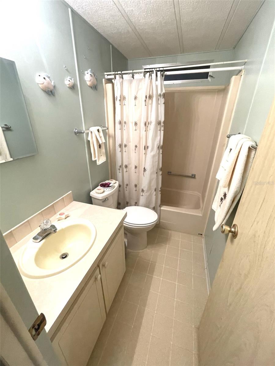 375 CATAMARAN CT, NORTH PORT, FL, 34287