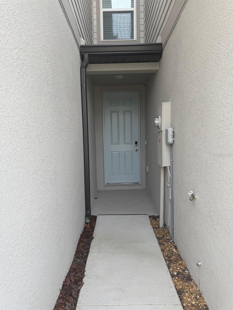 7727 MOMENTUM PKWY, WESLEY CHAPEL, FL, 33545