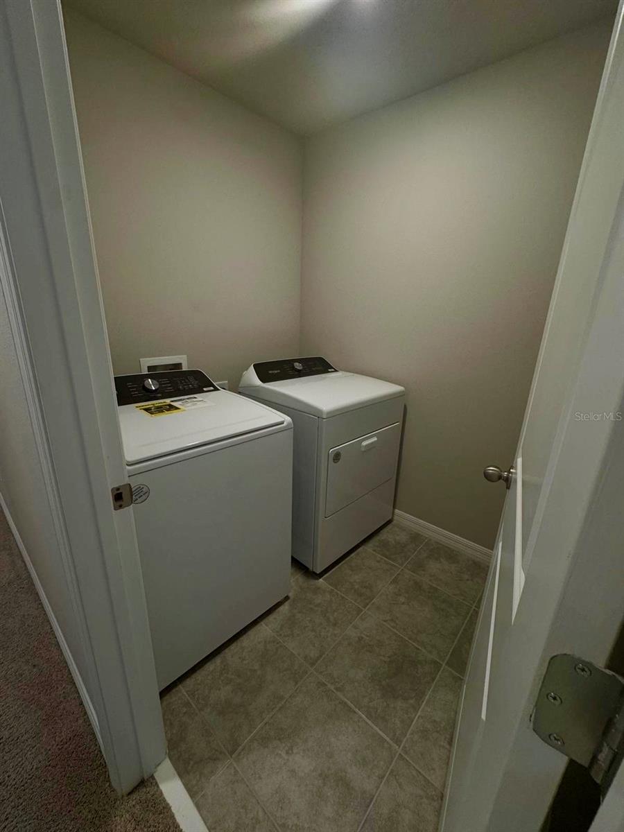 7727 MOMENTUM PKWY, WESLEY CHAPEL, FL, 33545