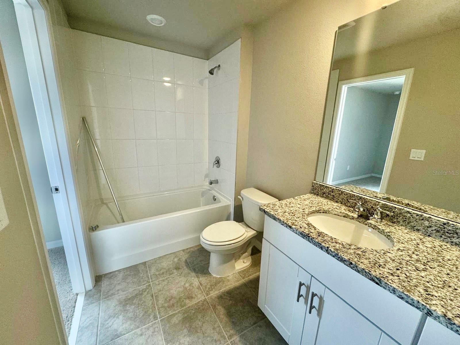 7727 MOMENTUM PKWY, WESLEY CHAPEL, FL, 33545