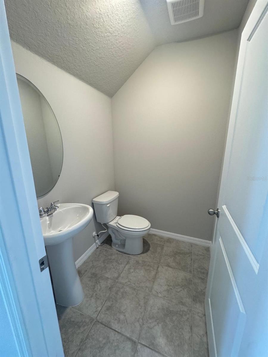 7727 MOMENTUM PKWY, WESLEY CHAPEL, FL, 33545