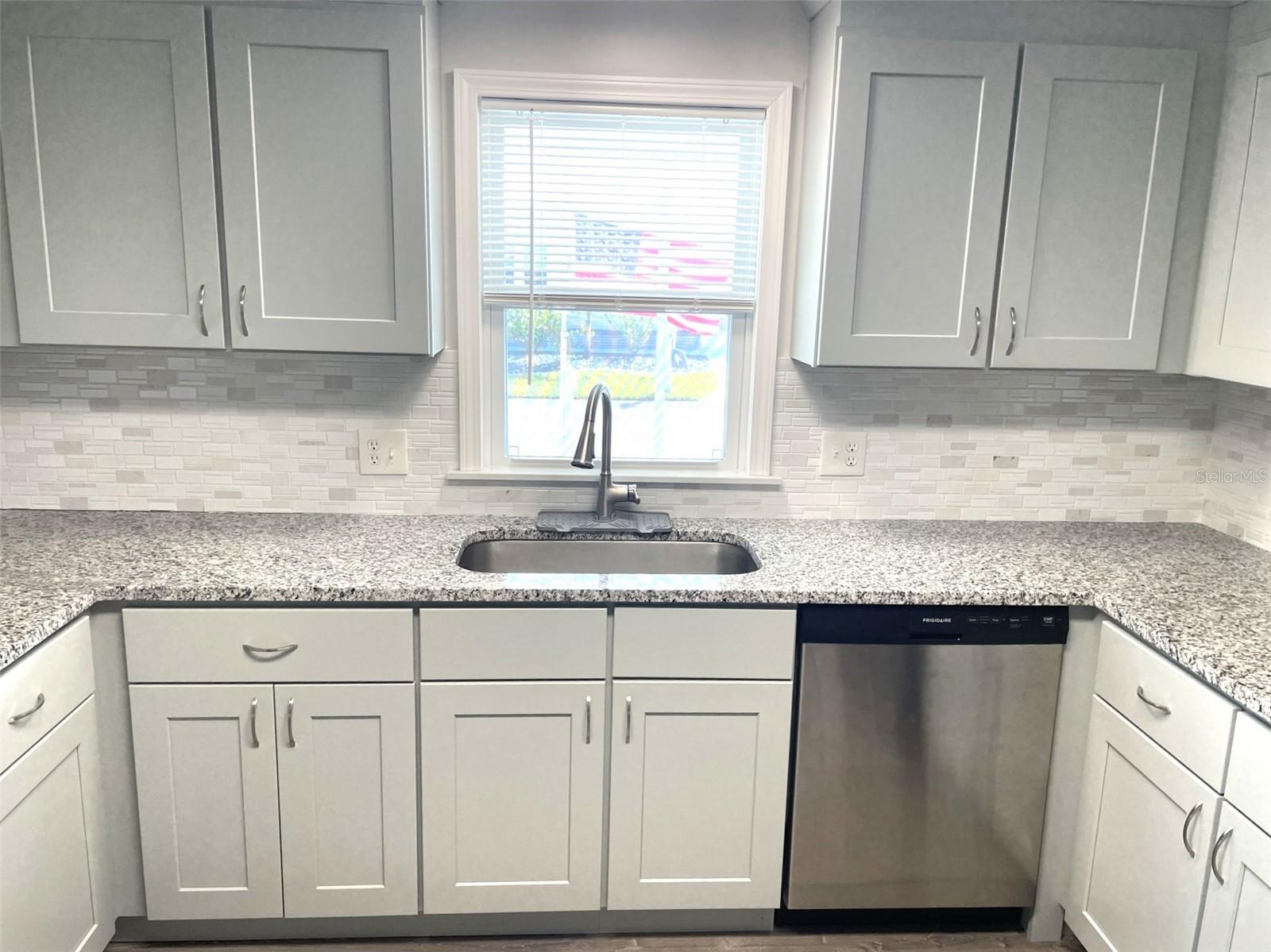 28 CASTAWAY CT, NORTH PORT, FL, 34287