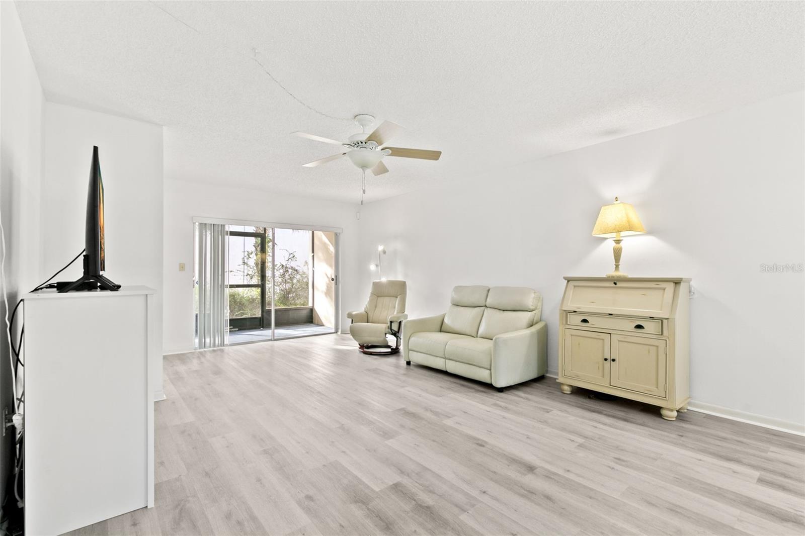 845 MAPLE CT #107, DUNEDIN, FL, 34698