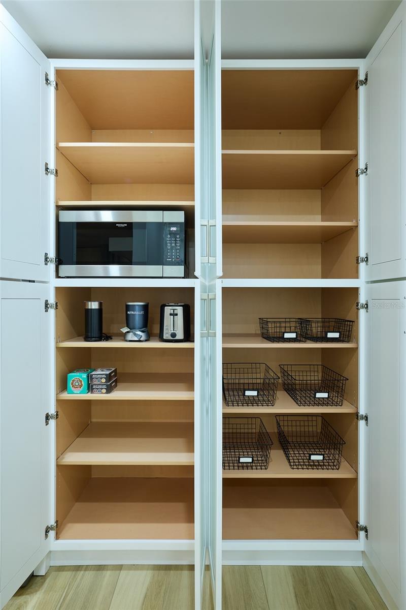 806 PALMER ST, ORLANDO, FL, 32801