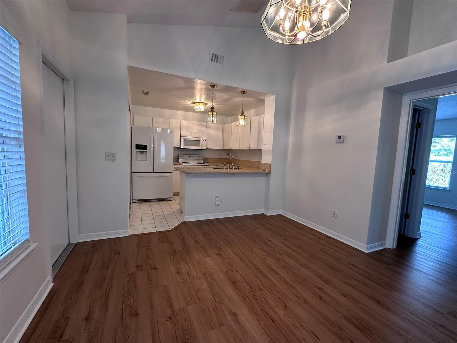 1895 COUNTRY CLUB BLVD, MOUNT DORA, FL, 32757