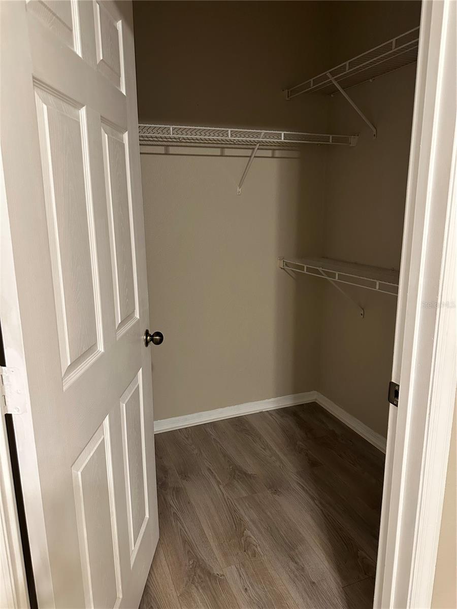 10025 COURTNEY PALMS BLVD #101, TAMPA, FL, 33619
