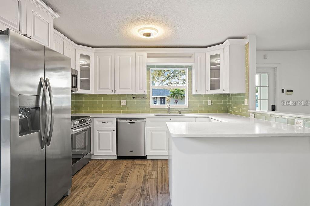 1208 TARPON AVE, SARASOTA, FL, 34237