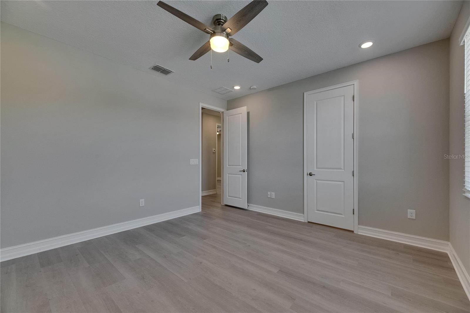 4899 ISOLA CT, WESLEY CHAPEL, FL, 33543