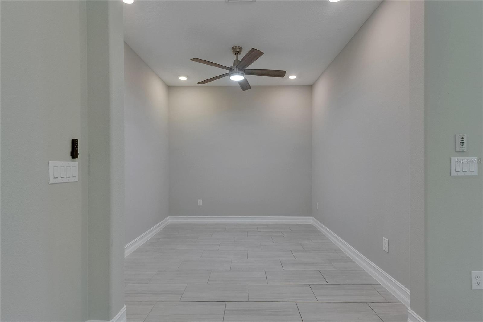 4899 ISOLA CT, WESLEY CHAPEL, FL, 33543