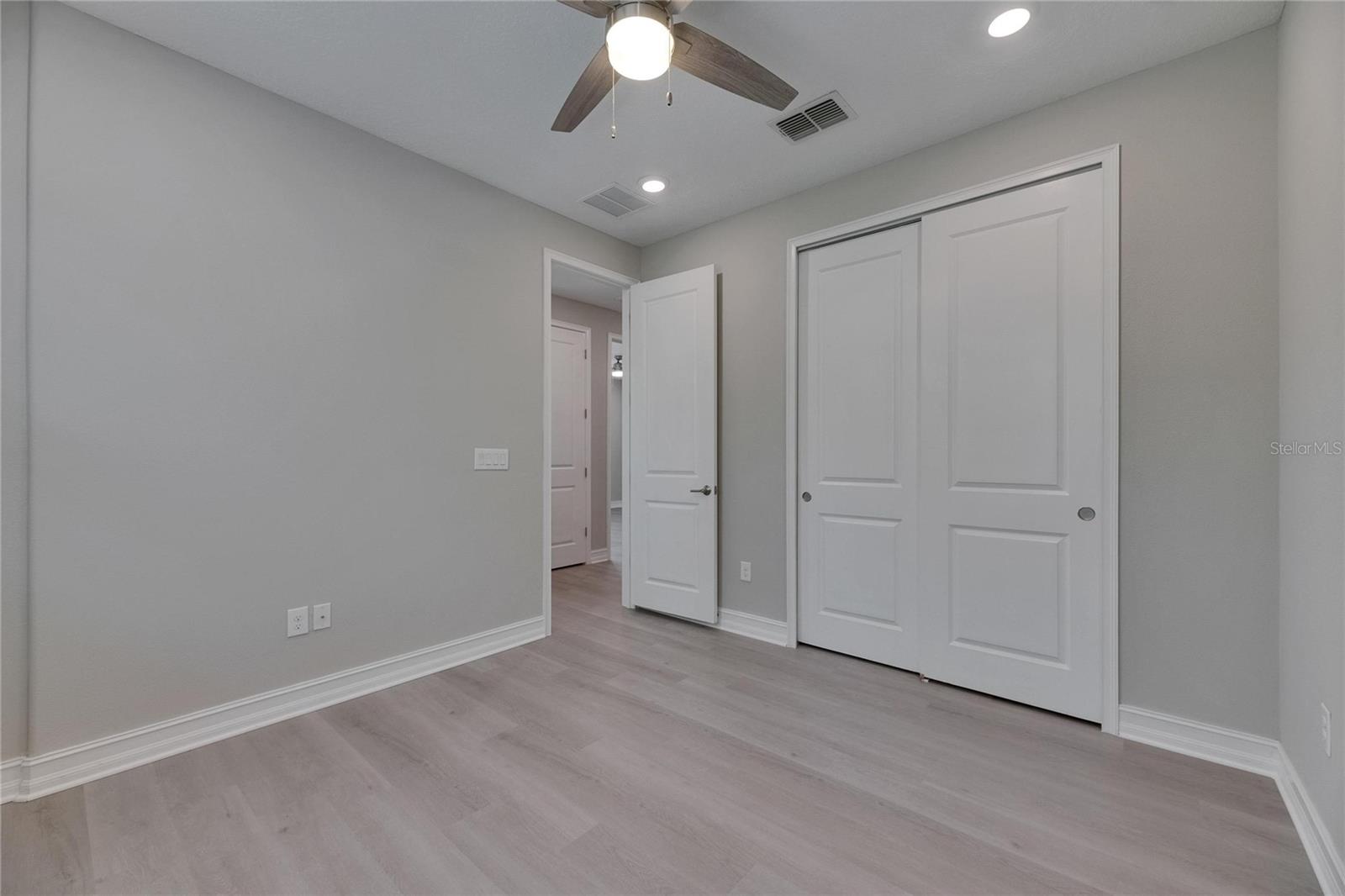 4899 ISOLA CT, WESLEY CHAPEL, FL, 33543