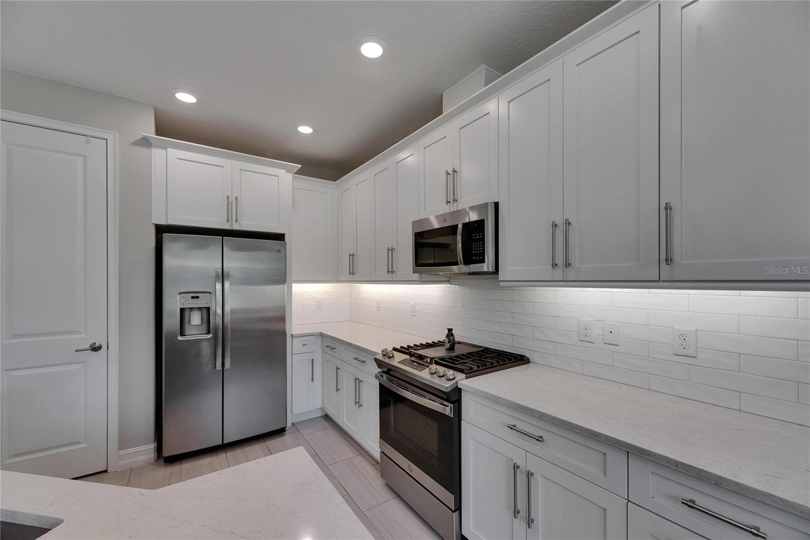 4899 ISOLA CT, WESLEY CHAPEL, FL, 33543